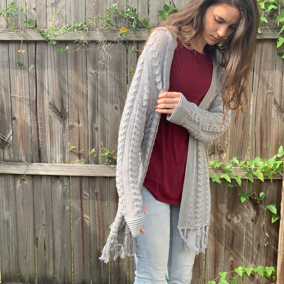 Cozy Gray Sweater - Picture 5 of 8